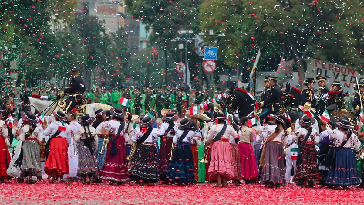 Desfile de la Revolución Mexicana (4)